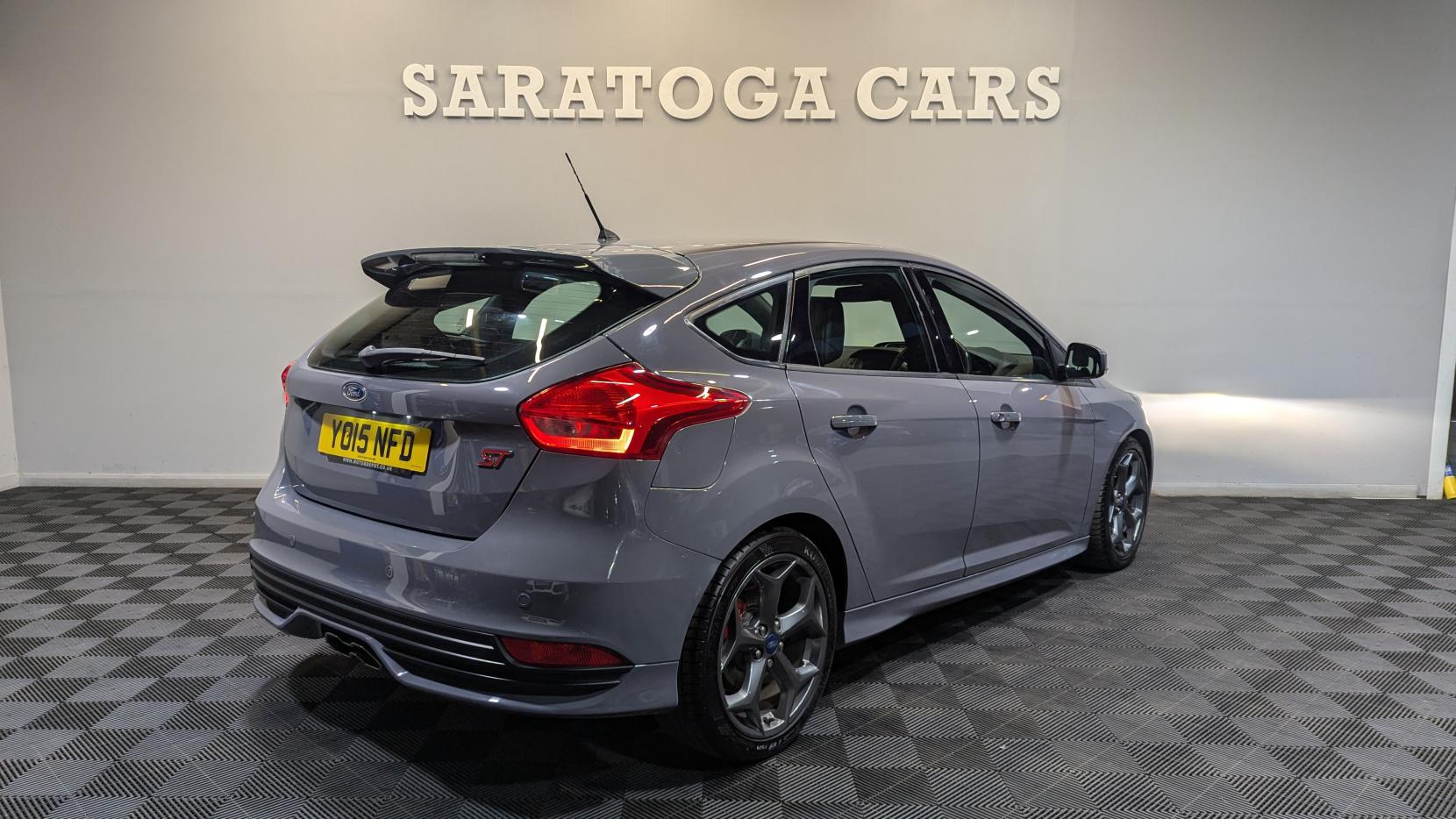 Ford Focus 2.0 TDCi ST-3 Hatchback 5dr Diesel Manual Euro 6 (s/s) (185 ps)