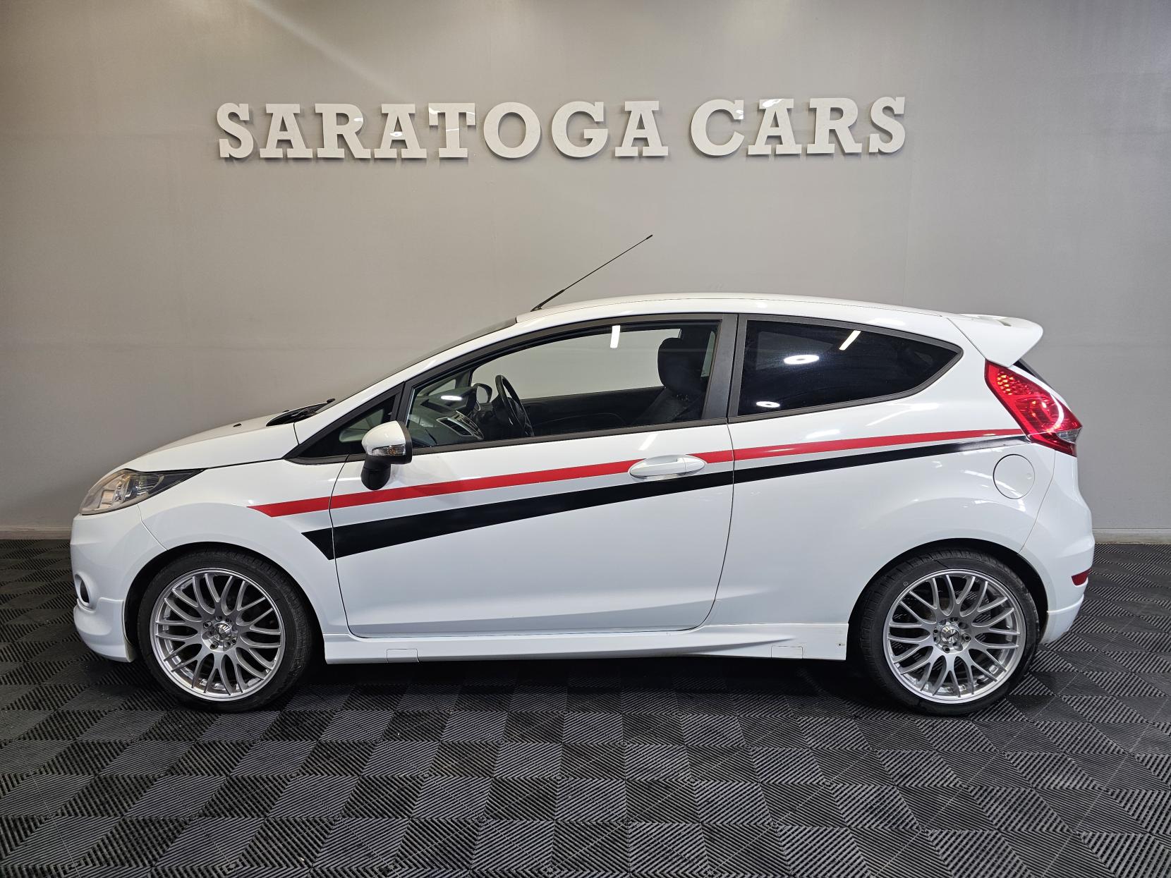 Ford Fiesta 1.6 Zetec S Hatchback 3dr Petrol Manual (134 g/km, 118 bhp)