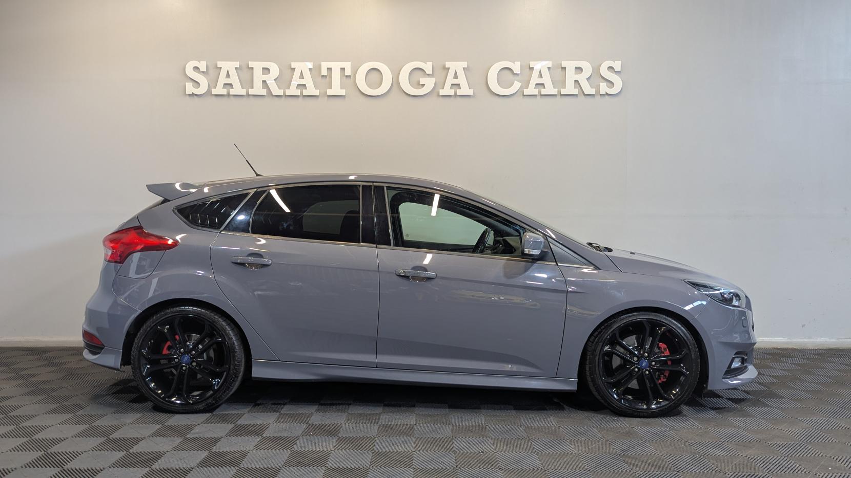 Ford Focus 2.0 TDCi ST-3 Hatchback 5dr Diesel Manual Euro 6 (s/s) (185 ps)