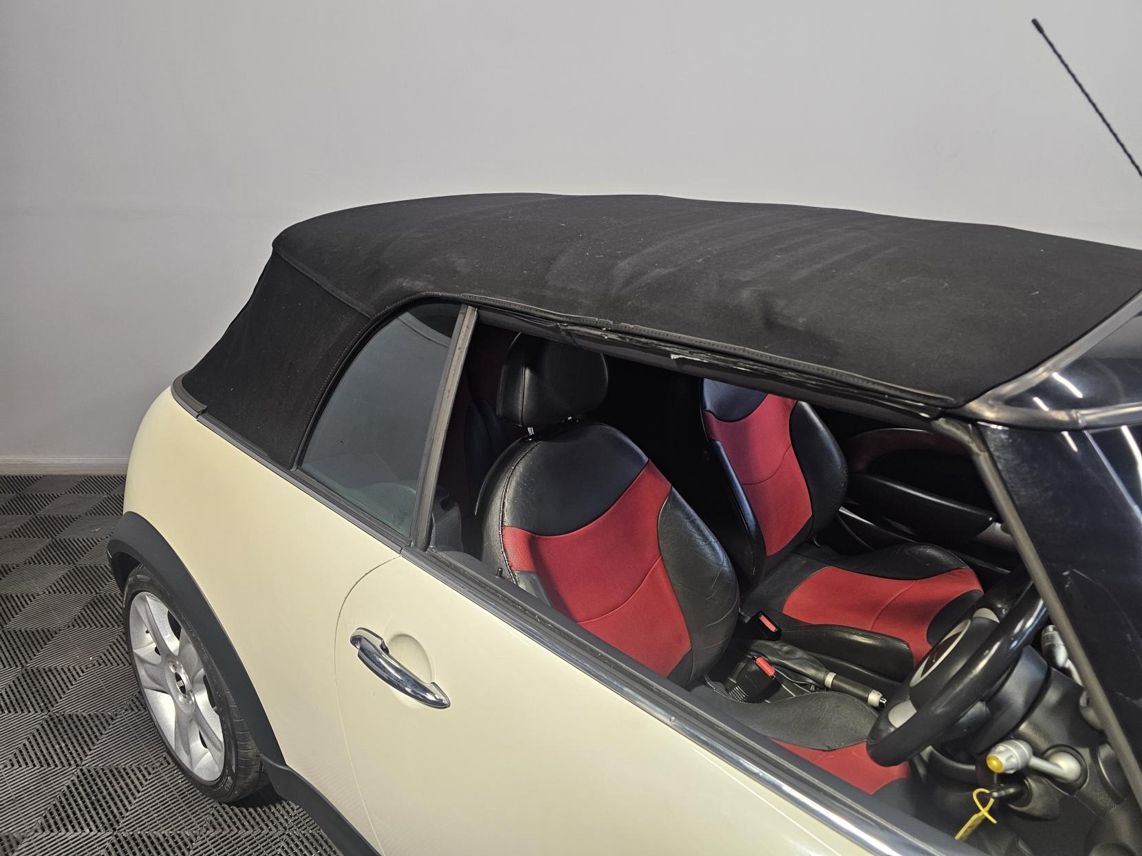 MINI Convertible 1.6 Cooper S Convertible 2dr Petrol Manual Euro 4 (163 bhp)