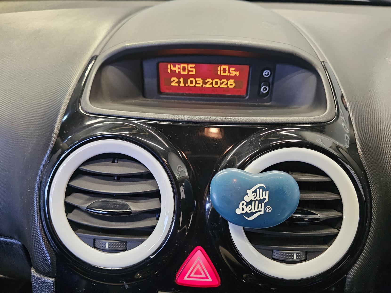 Vauxhall Corsa 1.2 16V Limited Edition Hatchback 3dr Petrol Manual Euro 5 (85 ps)