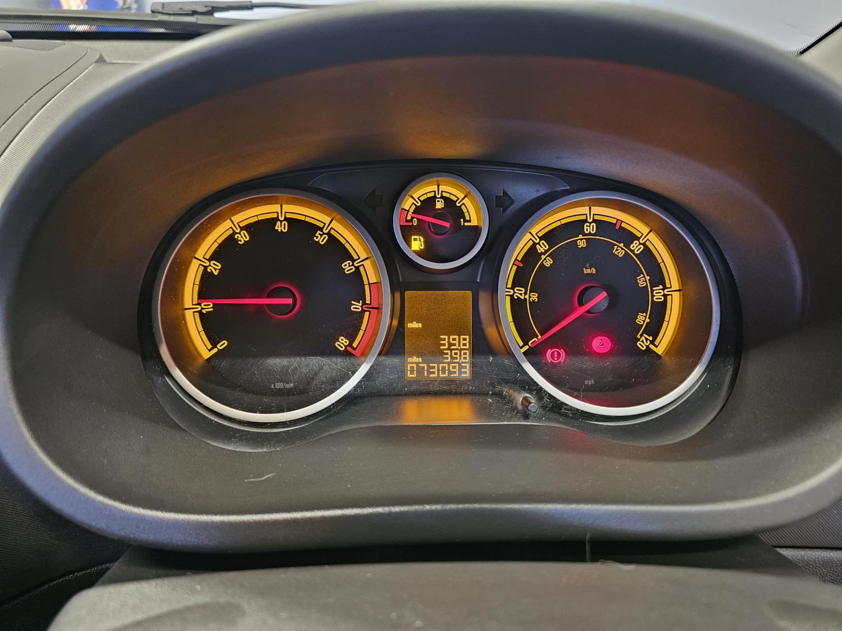 Vauxhall Corsa 1.2 16V Limited Edition Hatchback 3dr Petrol Manual Euro 5 (85 ps)