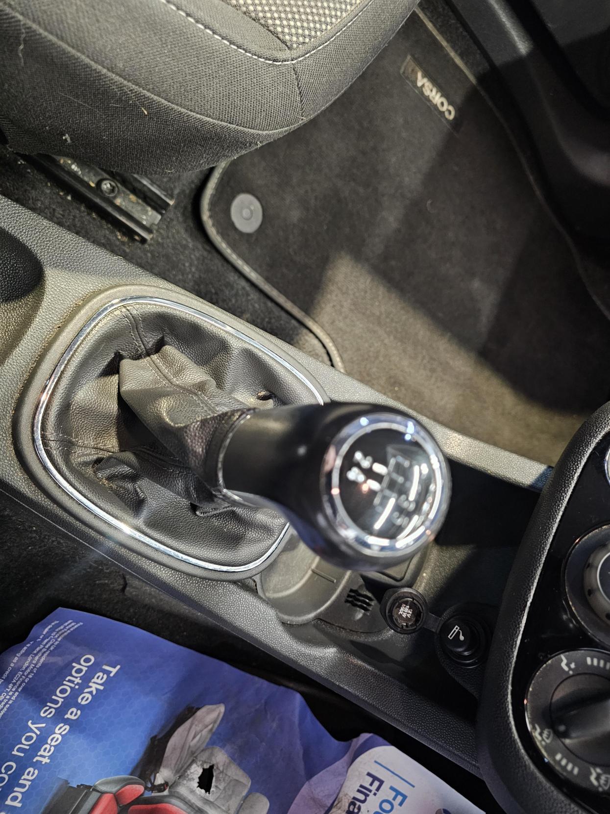 Vauxhall Corsa 1.2 16V Limited Edition Hatchback 3dr Petrol Manual Euro 5 (85 ps)