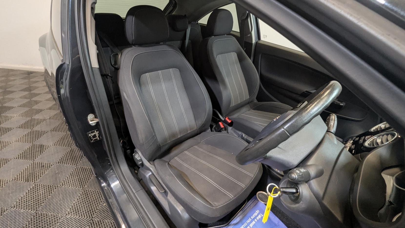 Vauxhall Corsa 1.2 16V Limited Edition Hatchback 3dr Petrol Manual Euro 5 (85 ps)