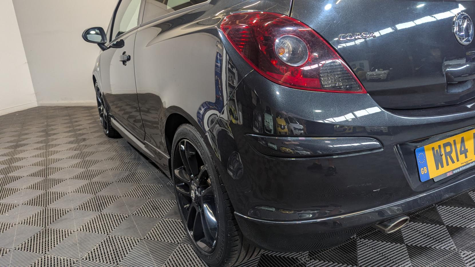 Vauxhall Corsa 1.2 16V Limited Edition Hatchback 3dr Petrol Manual Euro 5 (85 ps)