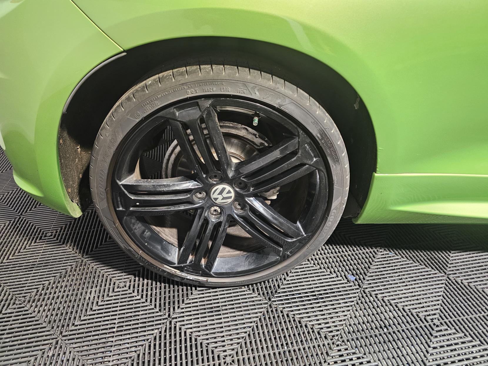 Volkswagen Scirocco 2.0 TDI BlueMotion Tech R-Line Hatchback 3dr Diesel Manual Euro 6 (s/s) (150 ps)