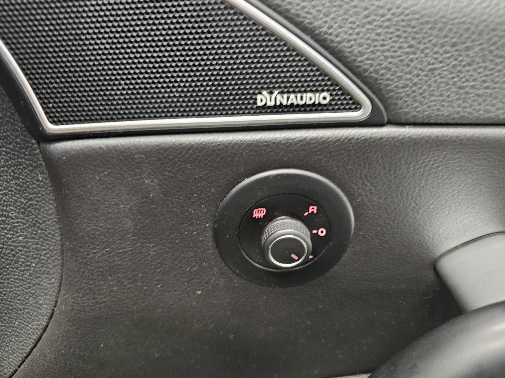 Volkswagen Scirocco 2.0 TDI BlueMotion Tech R-Line Hatchback 3dr Diesel Manual Euro 6 (s/s) (150 ps)