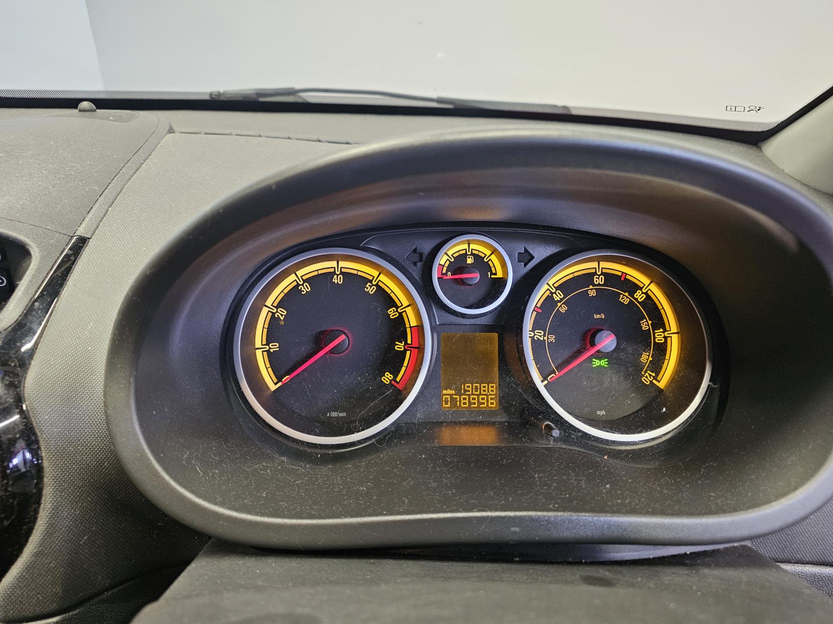 Vauxhall Corsa 1.2 16V Limited Edition Hatchback 3dr Petrol Manual Euro 5 (85 ps)