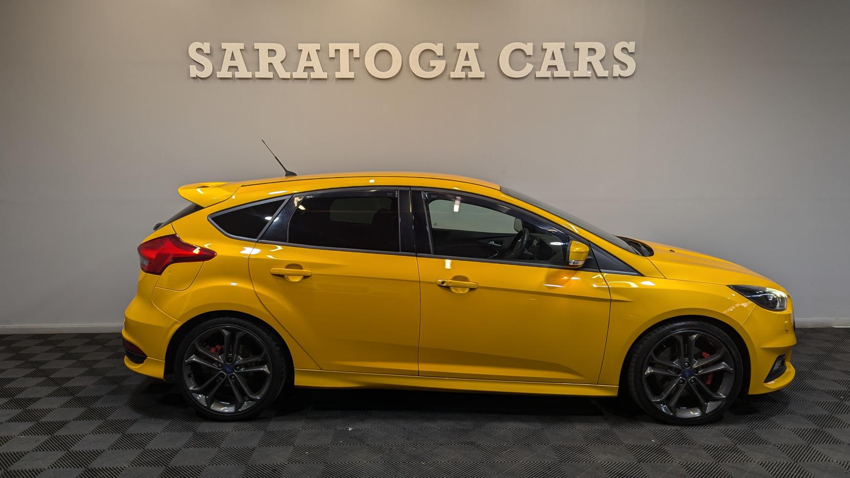 Ford Focus 2.0T EcoBoost ST-3 Hatchback 5dr Petrol Manual Euro 6 (s/s) (250 ps)