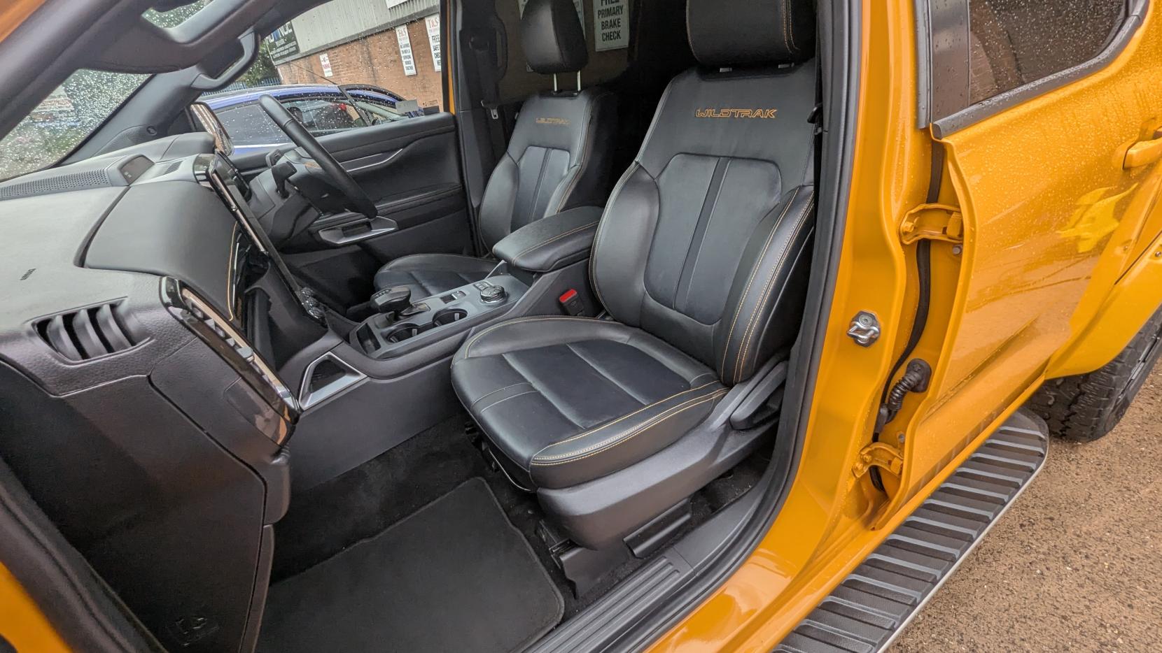 Ford Ranger 3.0 TD V6 EcoBlue Wildtrak Pickup Double Cab 4dr Diesel Auto 4WD Euro 6 (s/s) (240 ps)