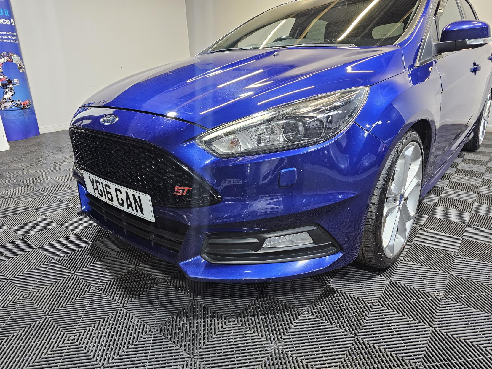 Ford Focus 2.0T EcoBoost ST-3 Hatchback 5dr Petrol Manual Euro 6 (s/s) (250 ps)