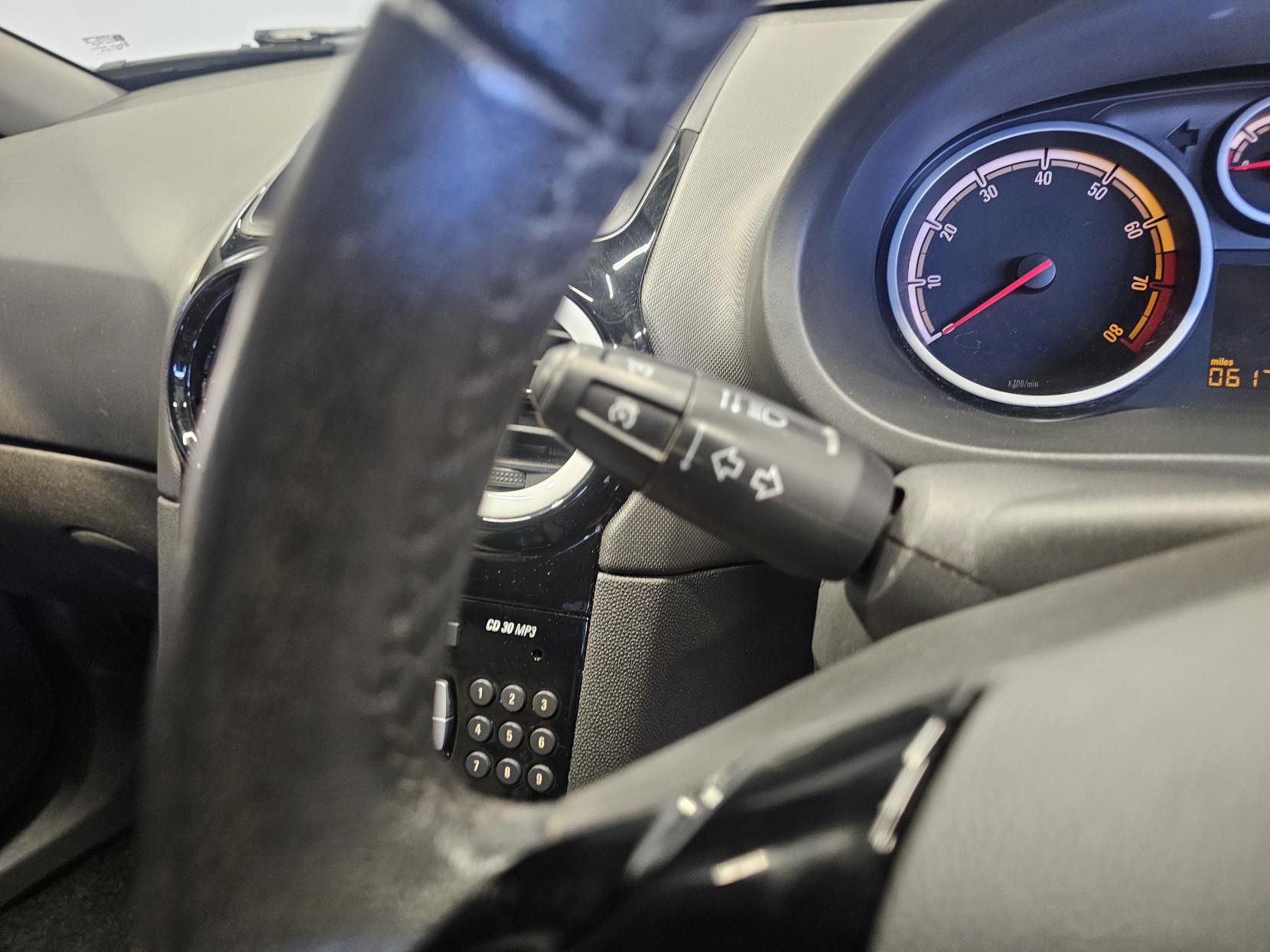 Vauxhall Corsa 1.2 16V Limited Edition Hatchback 3dr Petrol Manual Euro 5 (85 ps)