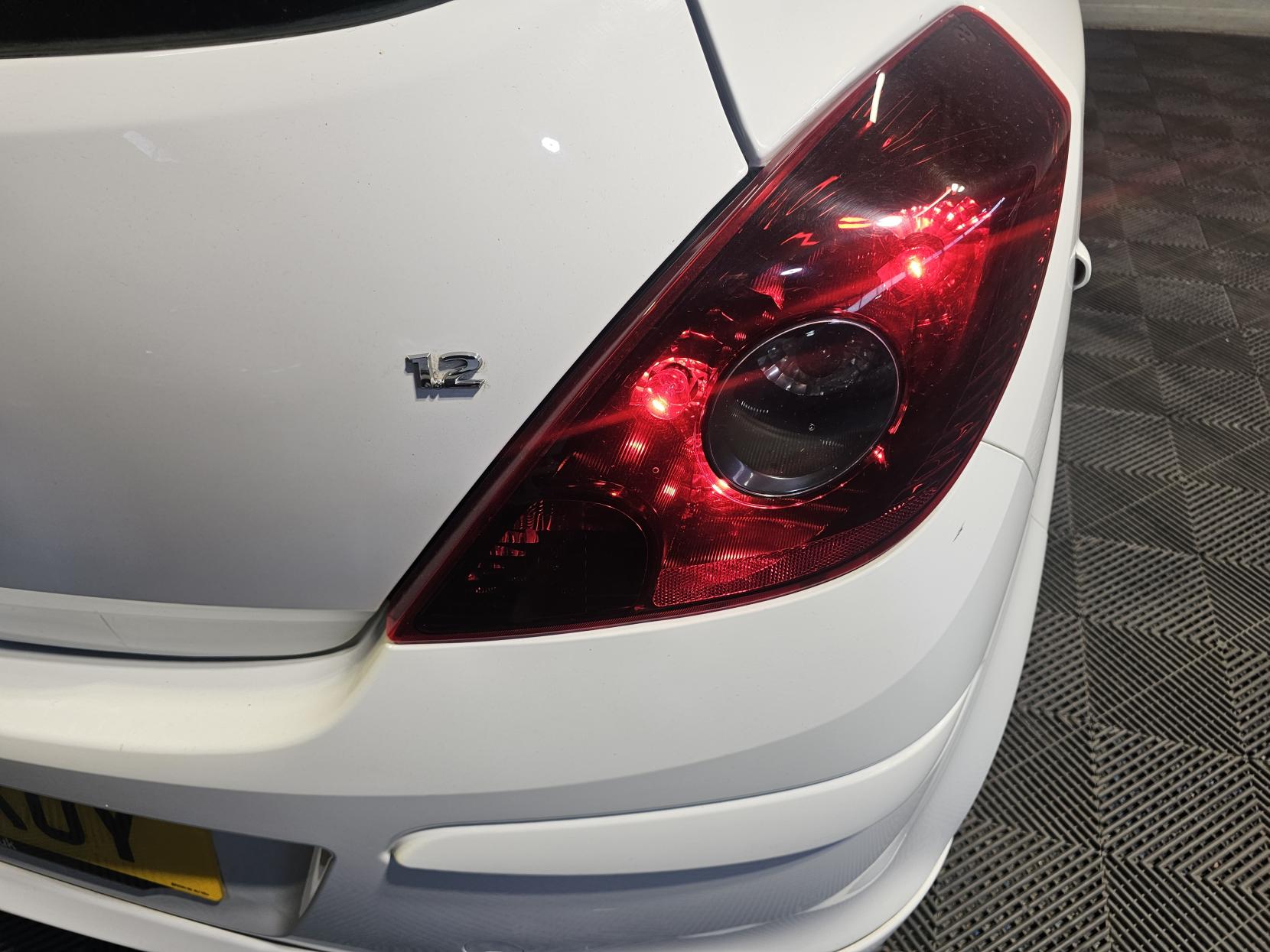 Vauxhall Corsa 1.2 16V Limited Edition Hatchback 3dr Petrol Manual Euro 5 (85 ps)