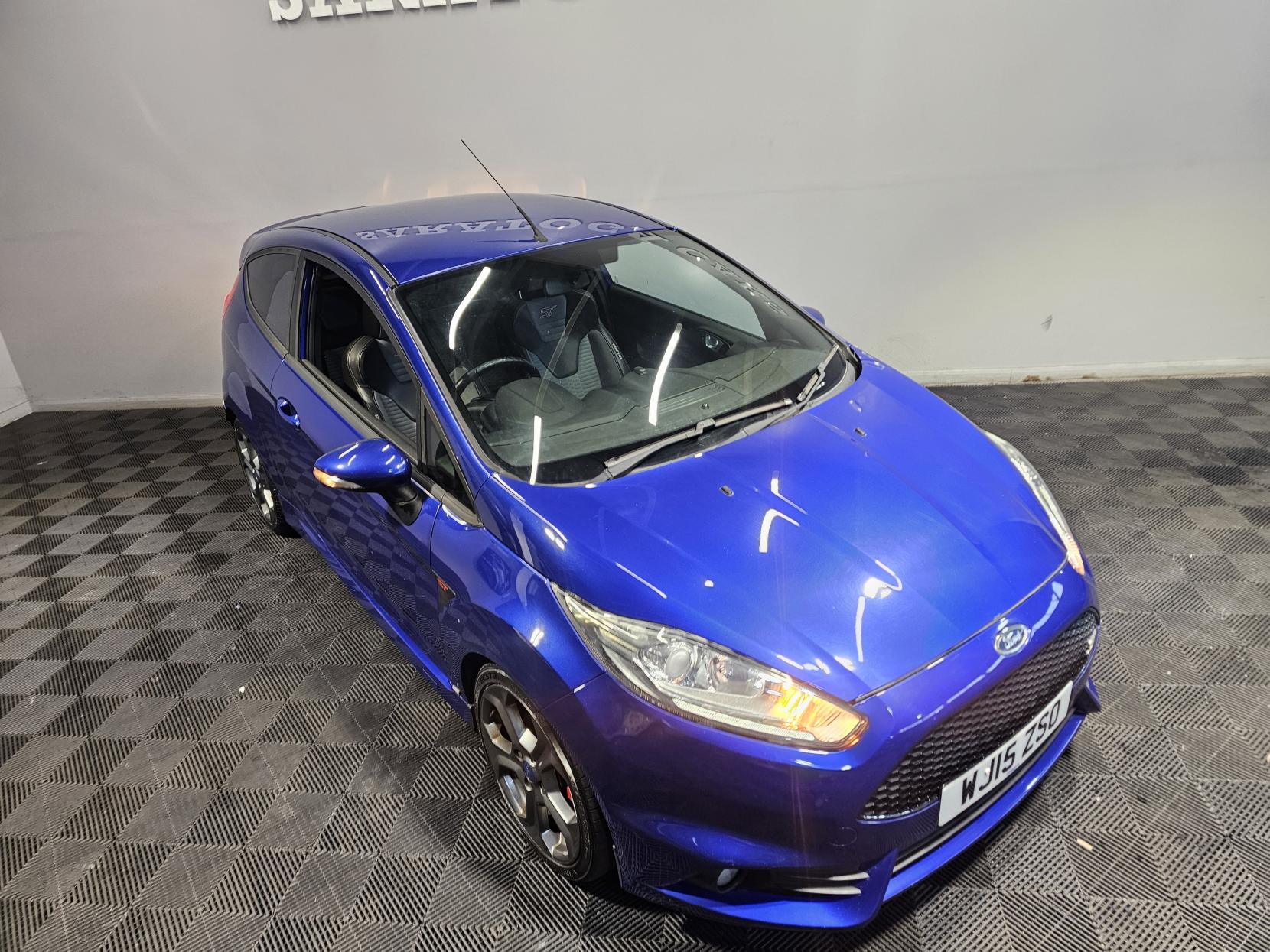 Ford Fiesta 1.6T EcoBoost ST-2 Hatchback 3dr Petrol Manual Euro 5 (182 ps)