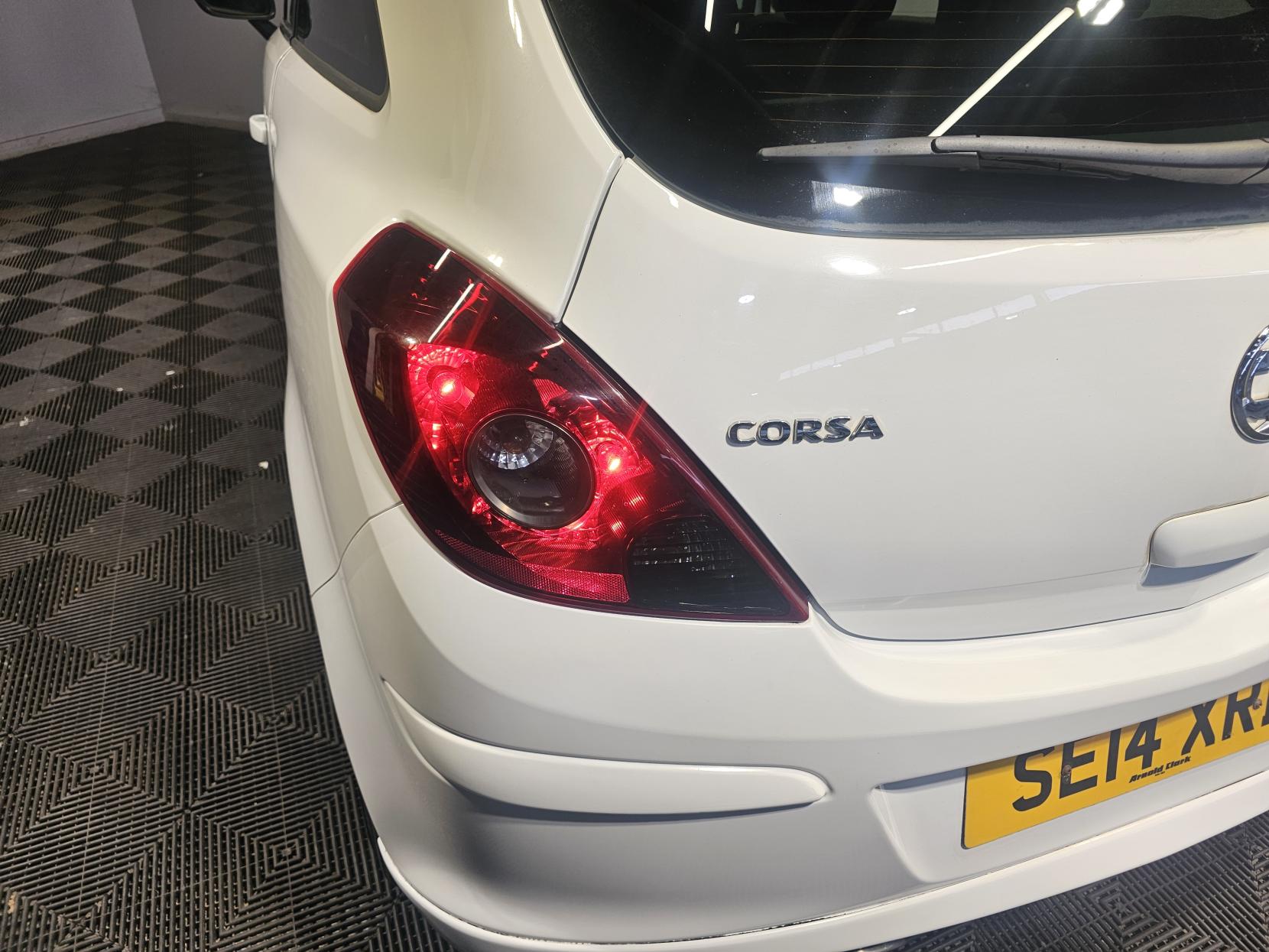 Vauxhall Corsa 1.2 16V Limited Edition Hatchback 3dr Petrol Manual Euro 5 (85 ps)