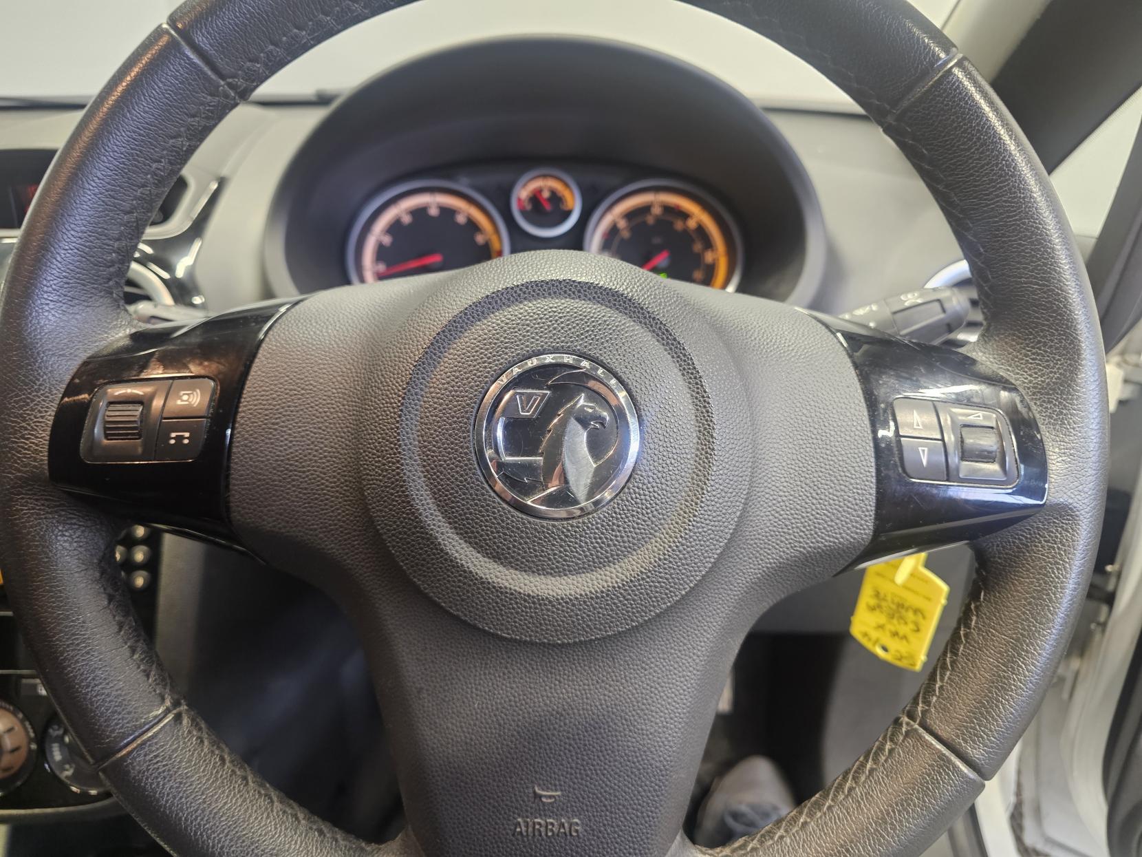 Vauxhall Corsa 1.2 16V Limited Edition Hatchback 3dr Petrol Manual Euro 5 (85 ps)