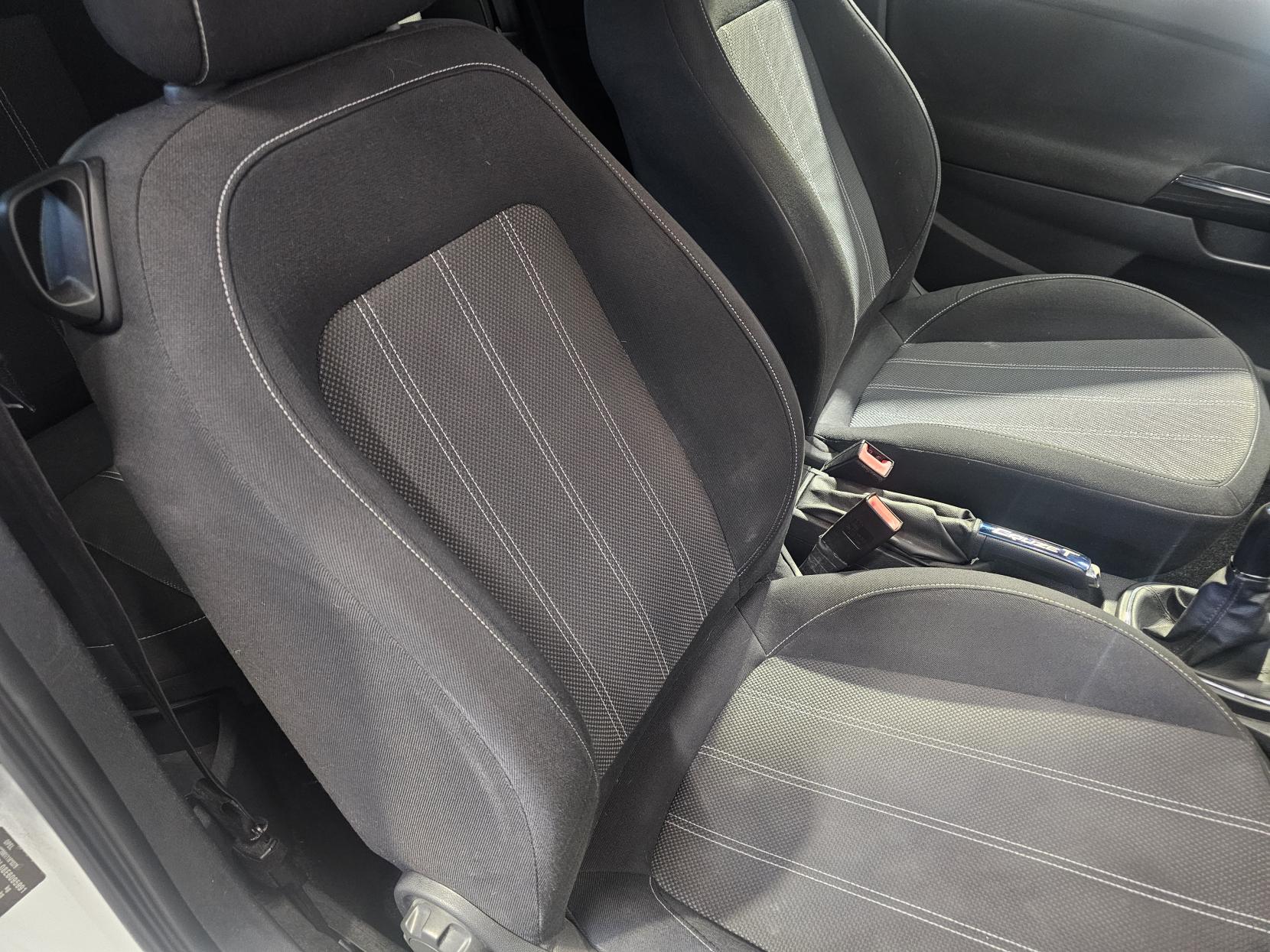 Vauxhall Corsa 1.2 16V Limited Edition Hatchback 3dr Petrol Manual Euro 5 (85 ps)