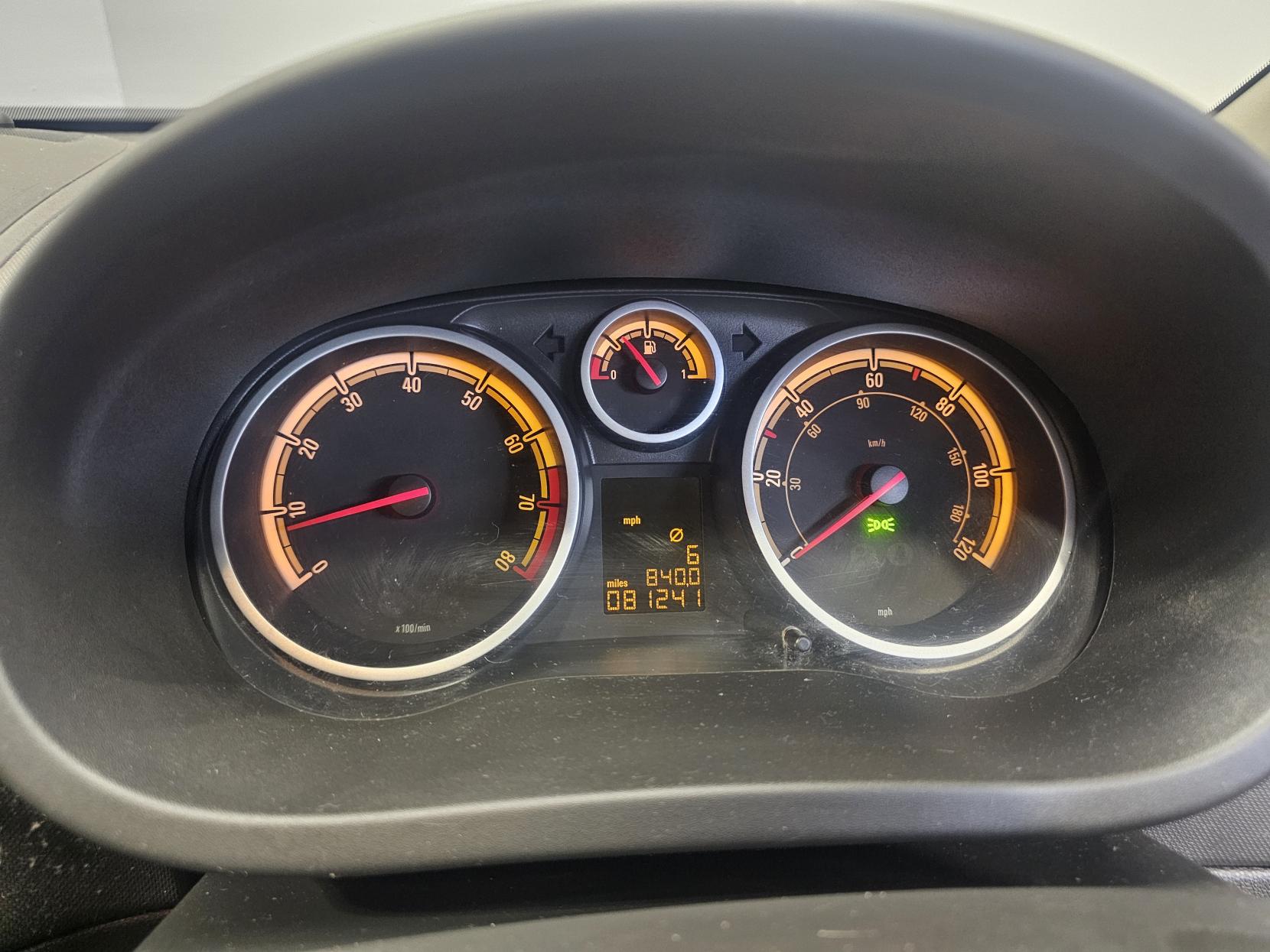 Vauxhall Corsa 1.2 16V Limited Edition Hatchback 3dr Petrol Manual Euro 5 (85 ps)