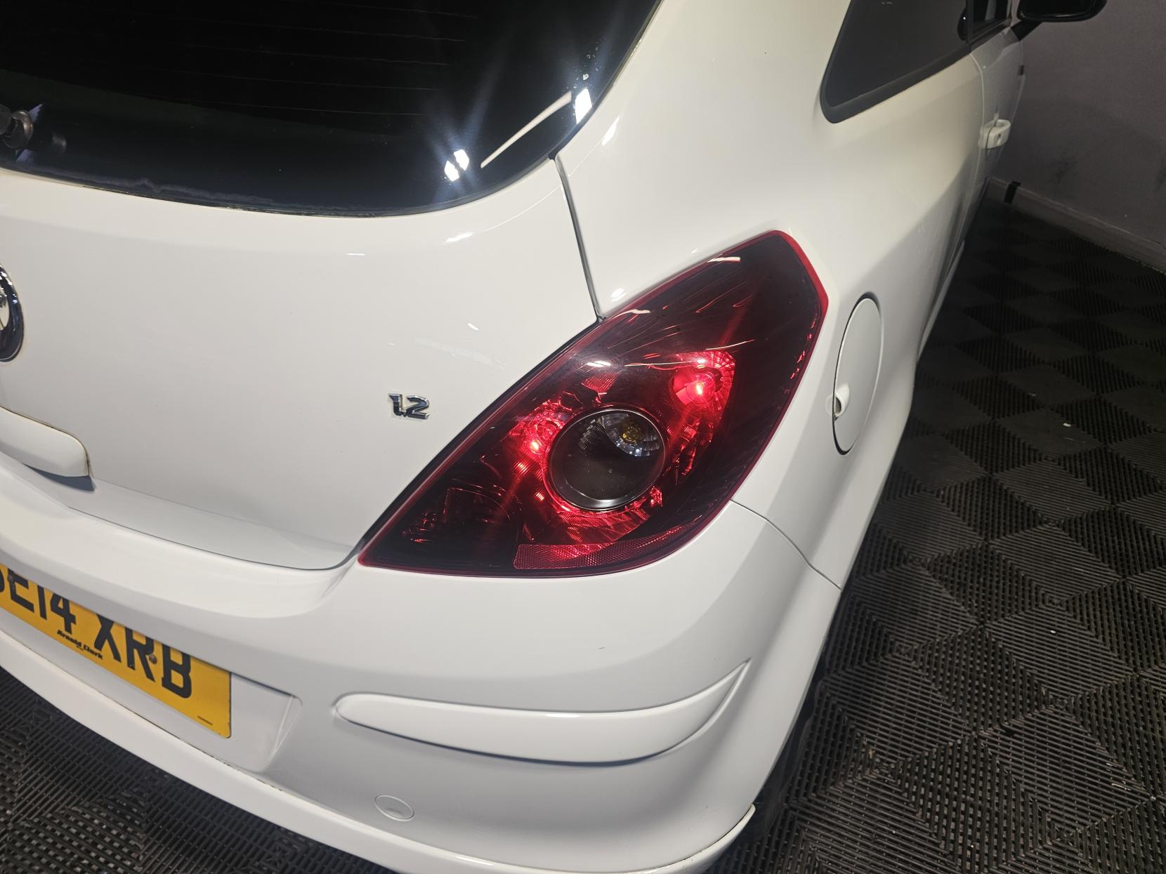 Vauxhall Corsa 1.2 16V Limited Edition Hatchback 3dr Petrol Manual Euro 5 (85 ps)