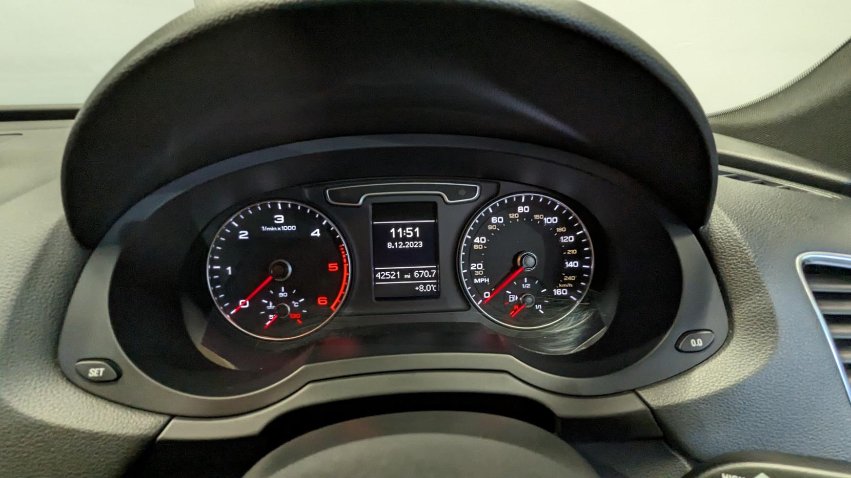 Audi Q3 2.0 TDI S line SUV 5dr Diesel S Tronic quattro Euro 5 (s/s) (177 ps)