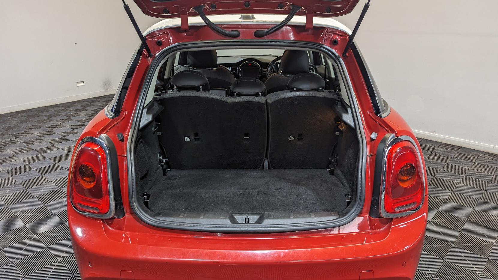 MINI Hatch 2.0 Cooper S Hatchback 5dr Petrol Auto Euro 6 (s/s) (192 ps)