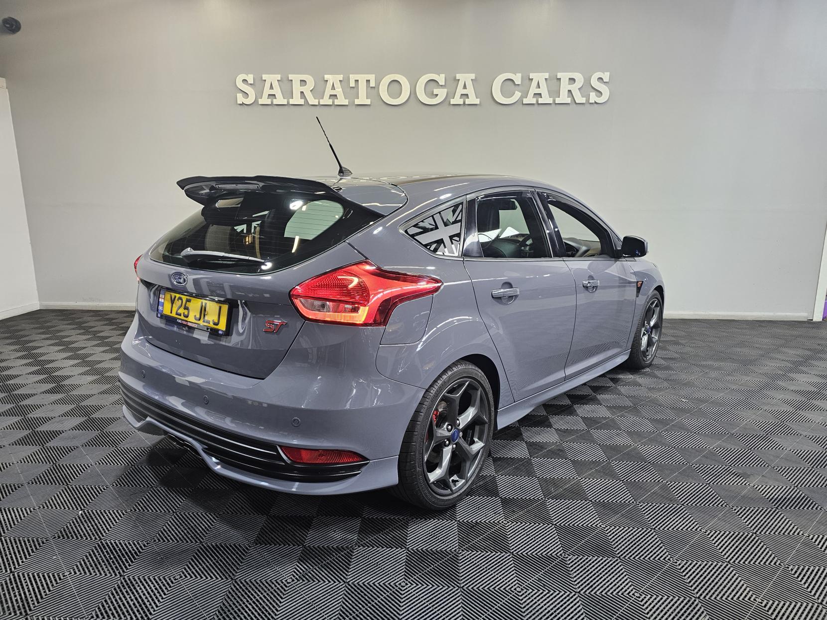 Ford Focus 2.0T EcoBoost ST-3 Hatchback 5dr Petrol Manual Euro 6 (s/s) (250 ps)