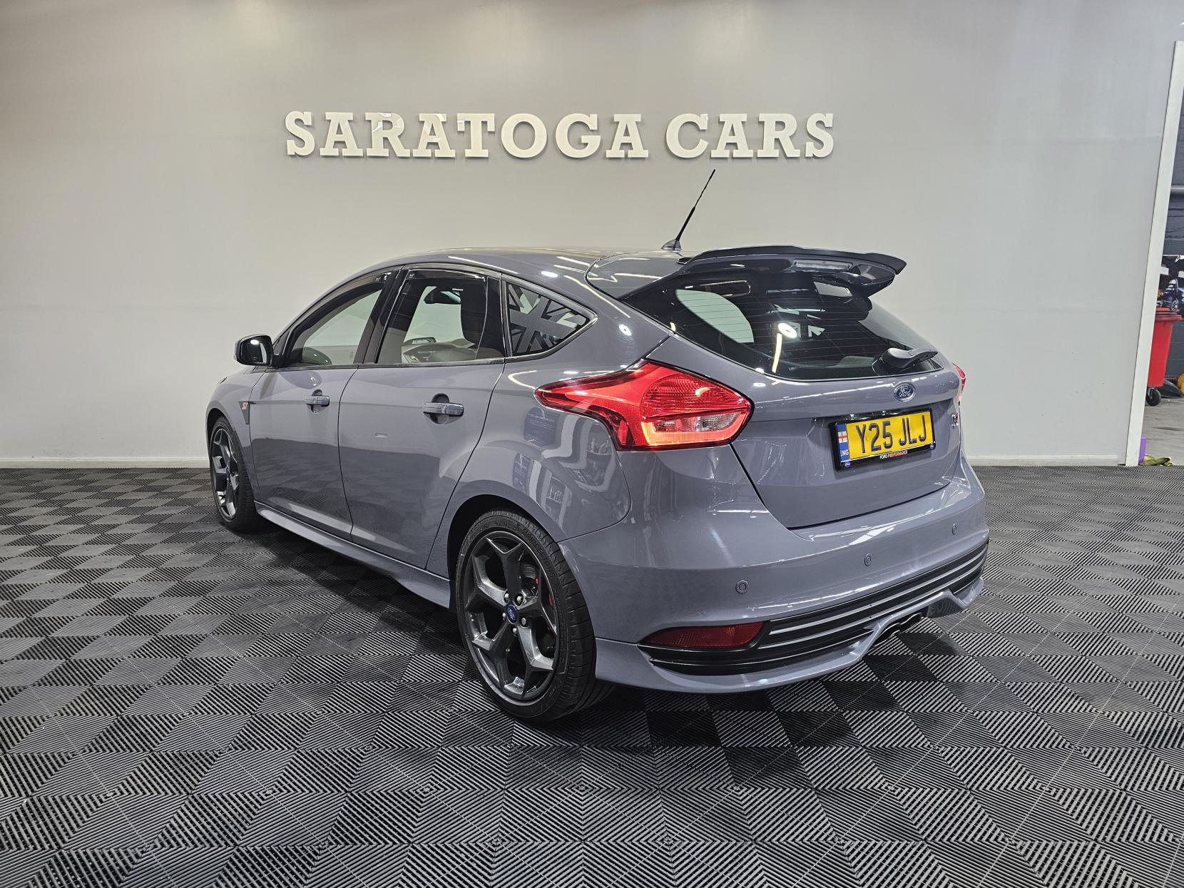 Ford Focus 2.0T EcoBoost ST-3 Hatchback 5dr Petrol Manual Euro 6 (s/s) (250 ps)