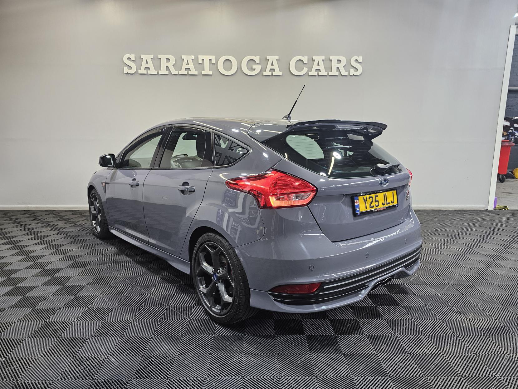 Ford Focus 2.0T EcoBoost ST-3 Hatchback 5dr Petrol Manual Euro 6 (s/s) (250 ps)