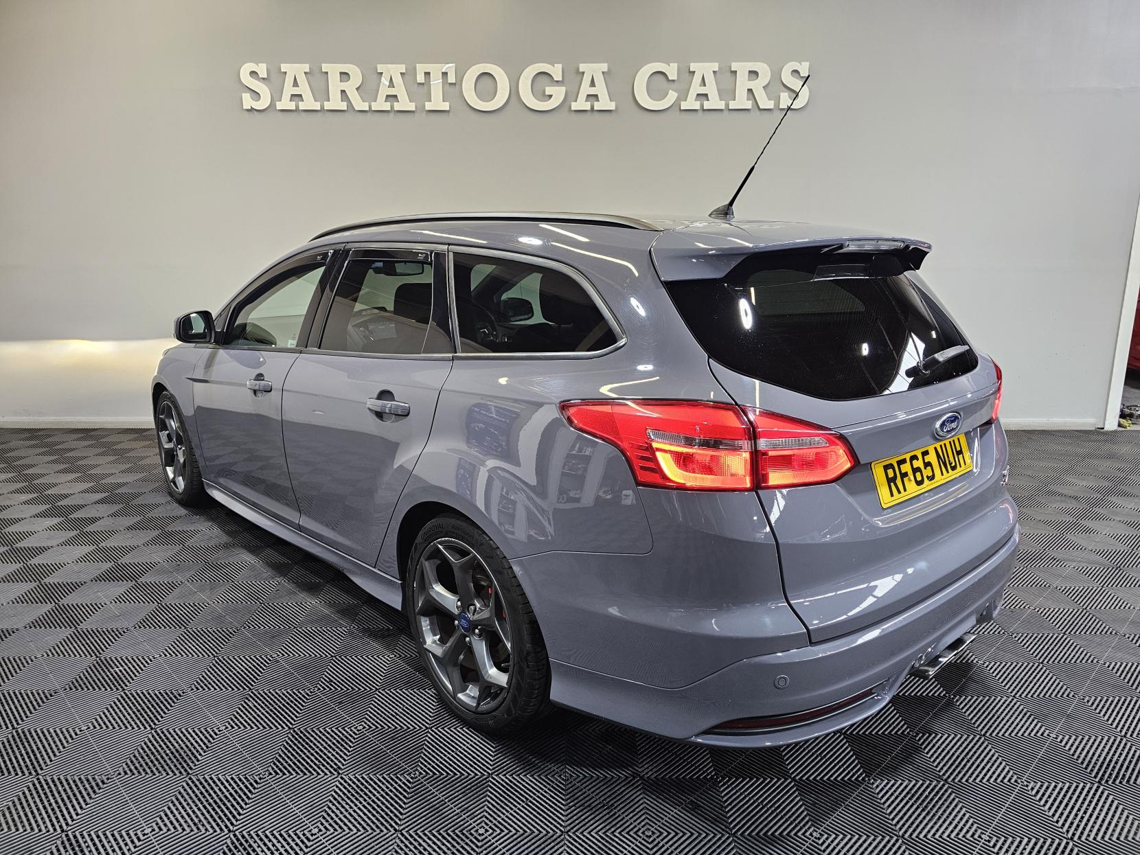 Ford Focus 2.0 TDCi ST-3 Estate 5dr Diesel Manual Euro 6 (s/s) (185 ps)