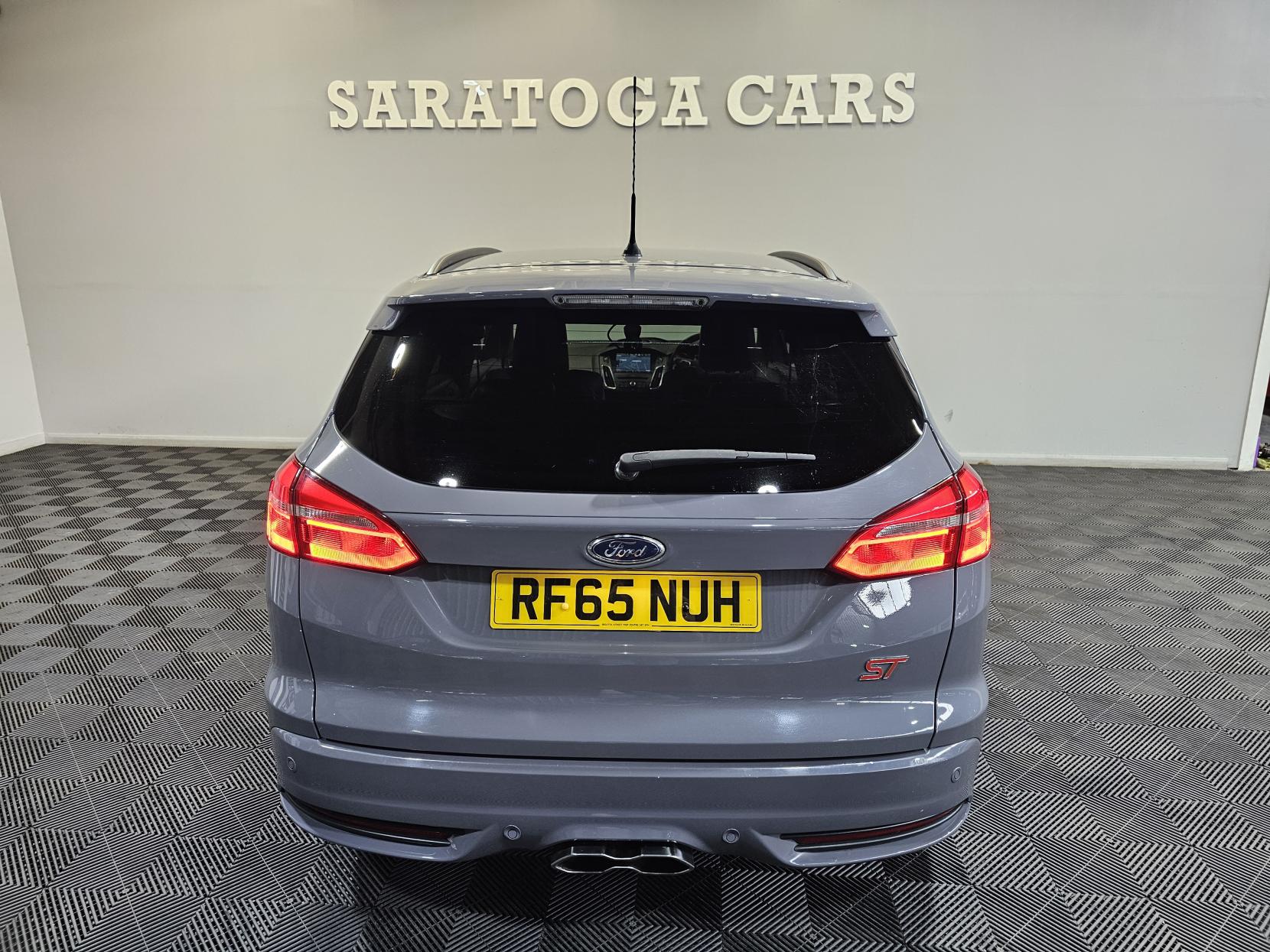 Ford Focus 2.0 TDCi ST-3 Estate 5dr Diesel Manual Euro 6 (s/s) (185 ps)