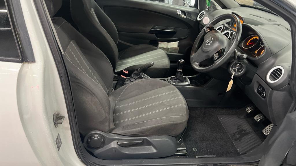 Vauxhall Corsa 1.2 16V Limited Edition Hatchback 3dr Petrol Manual Euro 5 (85 ps)