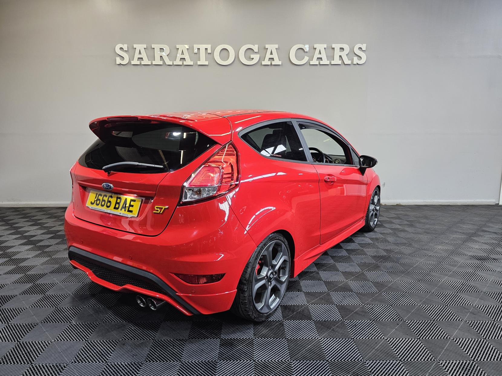 Ford Fiesta 1.6T EcoBoost ST-3 Hatchback 3dr Petrol Manual Euro 6 (182 ps)