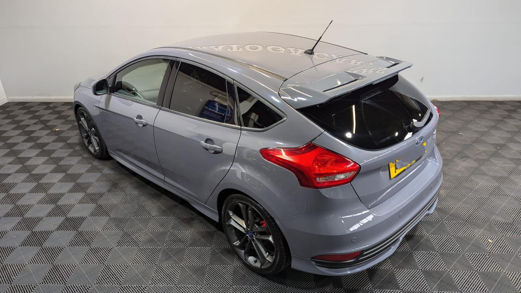 Ford Focus 2.0T EcoBoost ST-3 Hatchback 5dr Petrol Manual Euro 6 (s/s) (250 ps)