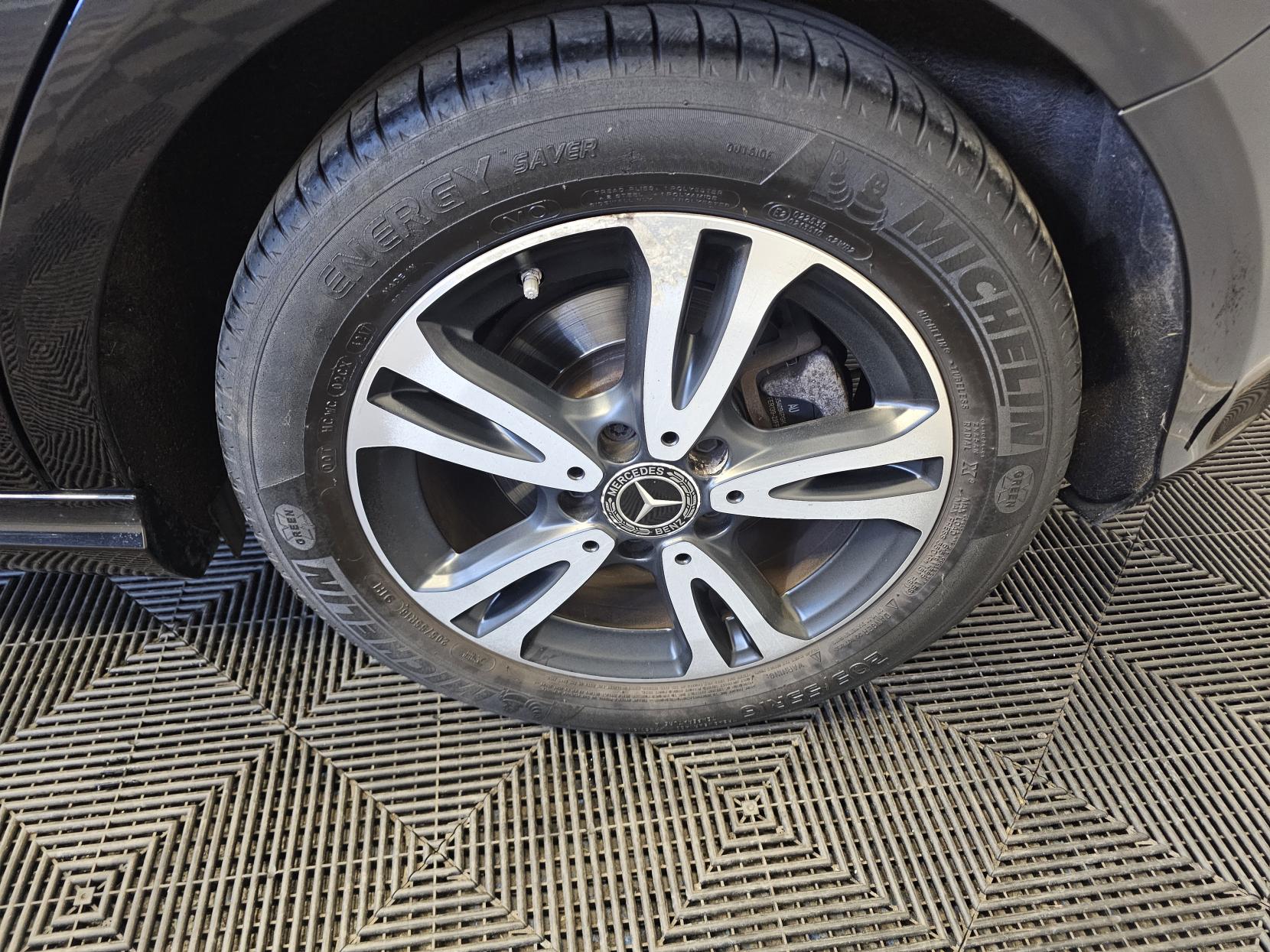 Mercedes-Benz A Class 1.6 A180 SE Hatchback 5dr Petrol Manual Euro 6 (s/s) (122 ps)