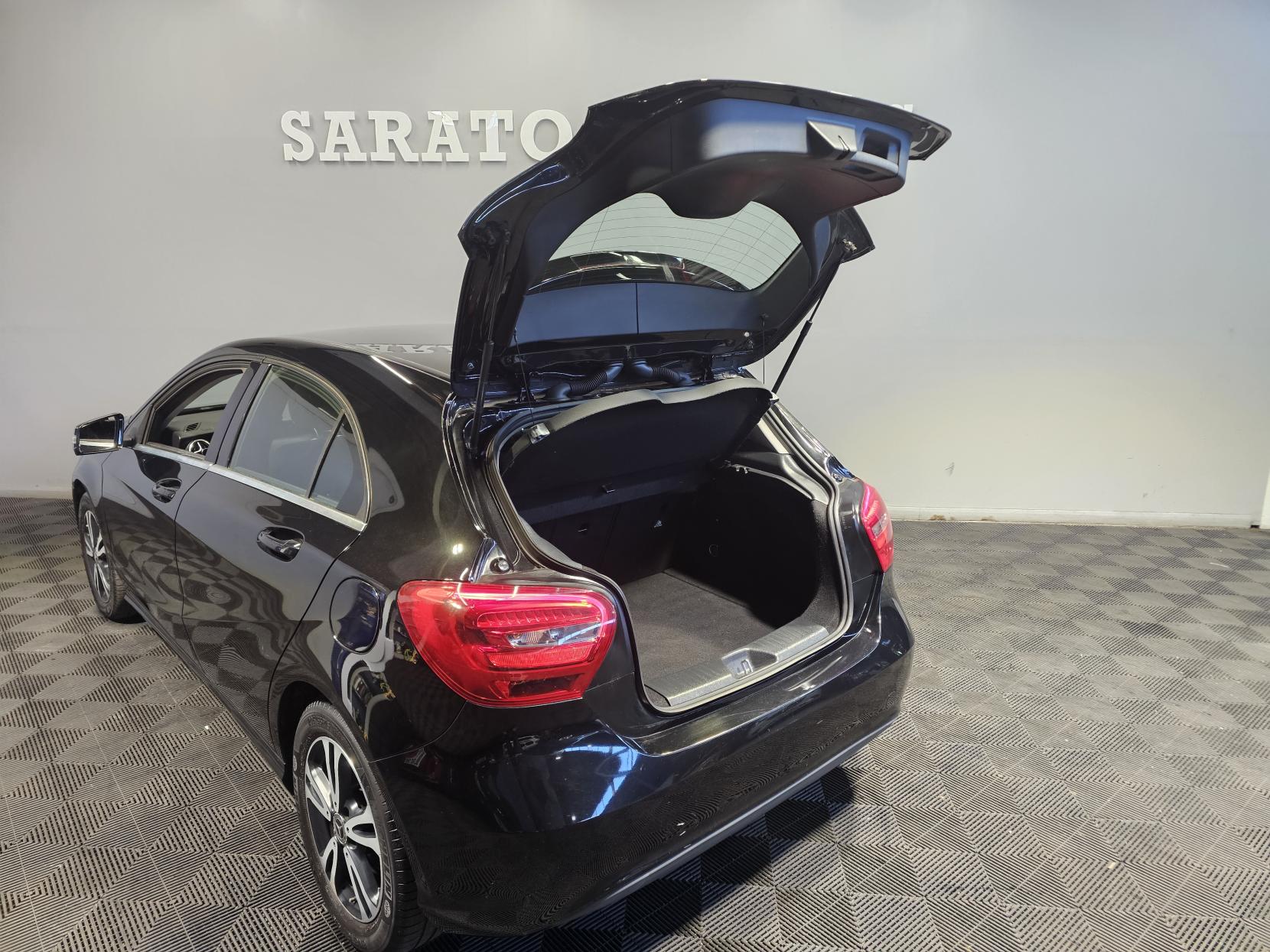 Mercedes-Benz A Class 1.6 A180 SE Hatchback 5dr Petrol Manual Euro 6 (s/s) (122 ps)