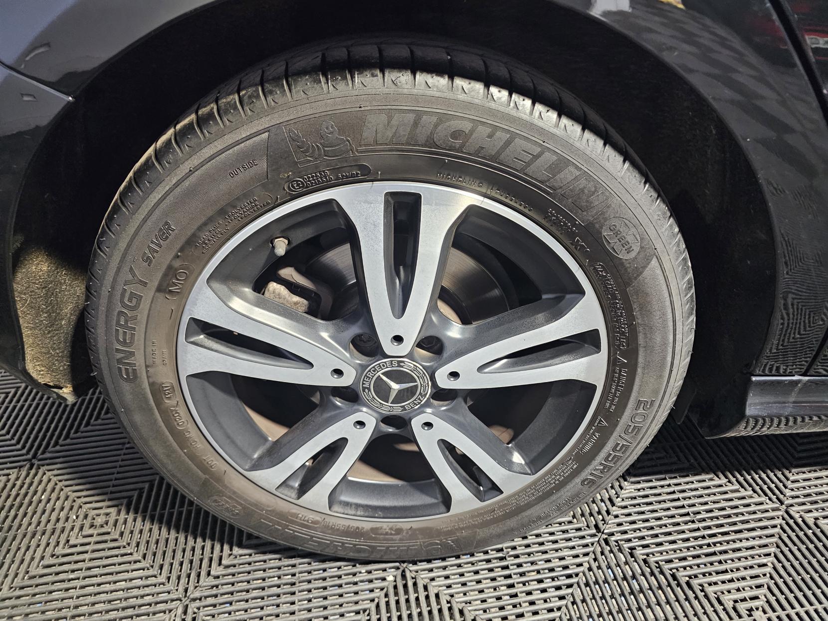 Mercedes-Benz A Class 1.6 A180 SE Hatchback 5dr Petrol Manual Euro 6 (s/s) (122 ps)