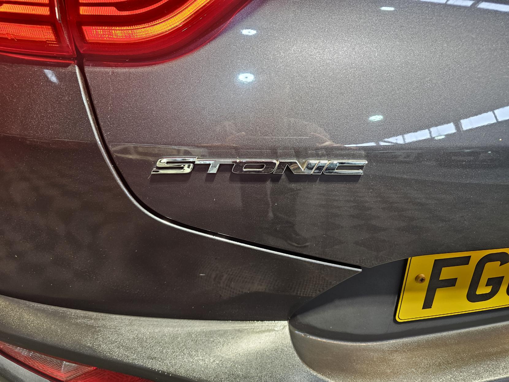 Kia Stonic 1.0 T-GDi First Edition SUV 5dr Petrol Manual Euro 6 (s/s) (118 bhp)