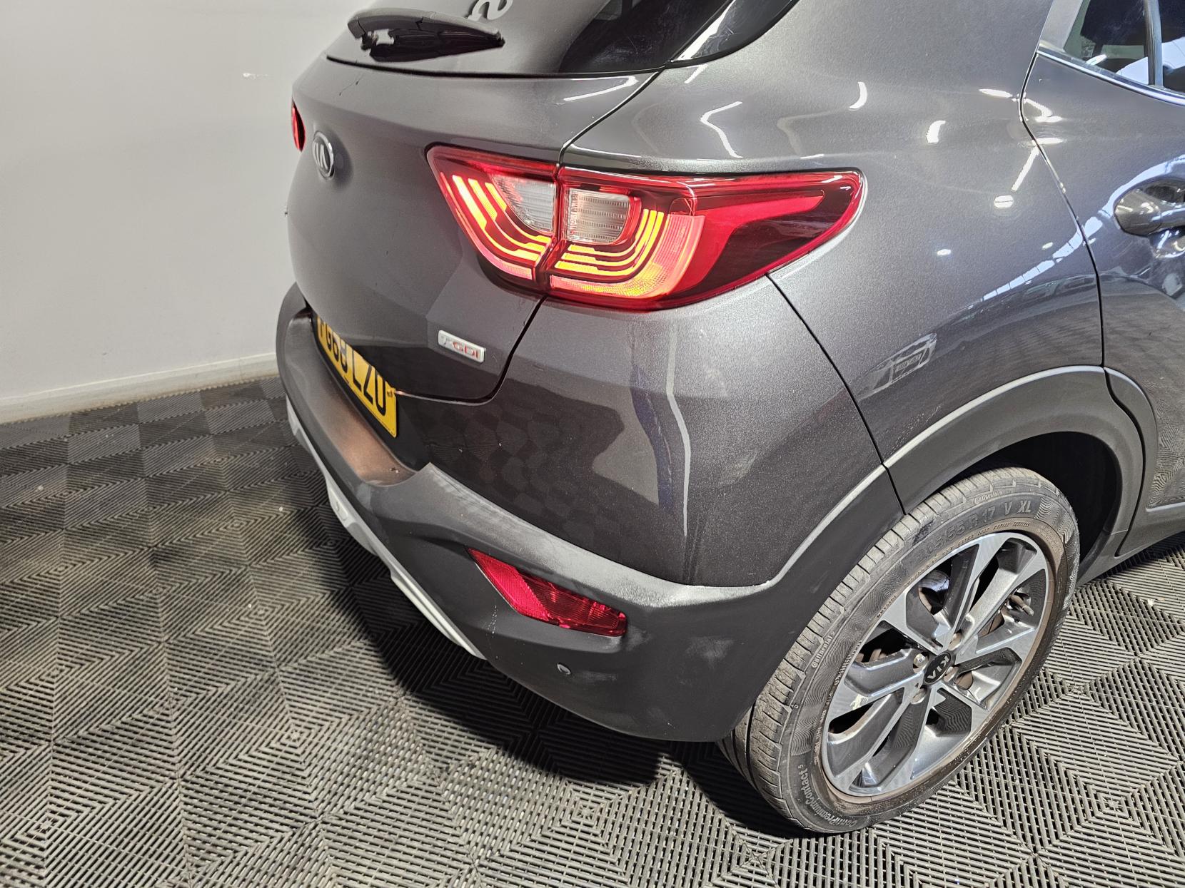 Kia Stonic 1.0 T-GDi First Edition SUV 5dr Petrol Manual Euro 6 (s/s) (118 bhp)